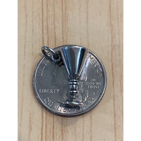 .925 Vintage Chalice Wine Goblet Sterling Silver Jewelry Charm - Picture 4 of 5